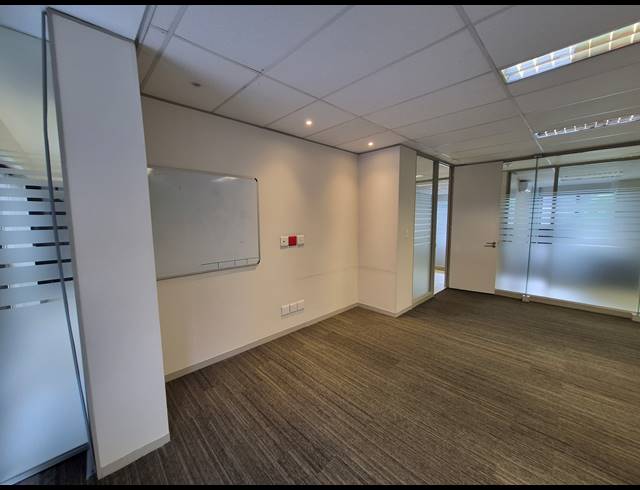 375M² OFFICE TO LET IN BEDFORDVIEW
